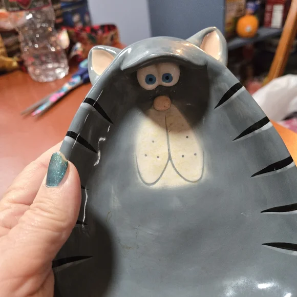 Gray Cat-Shaped  Dish - Picture 5 of 5